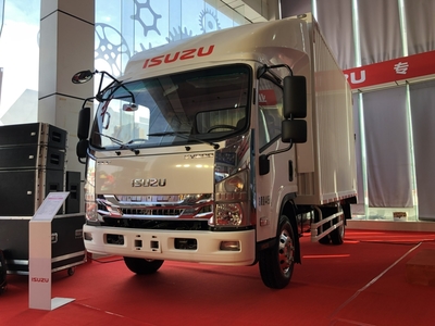 中外高層到場(chǎng)慶生,全新輕卡和發(fā)動(dòng)機(jī)登場(chǎng),慶鈴在深圳搞大事